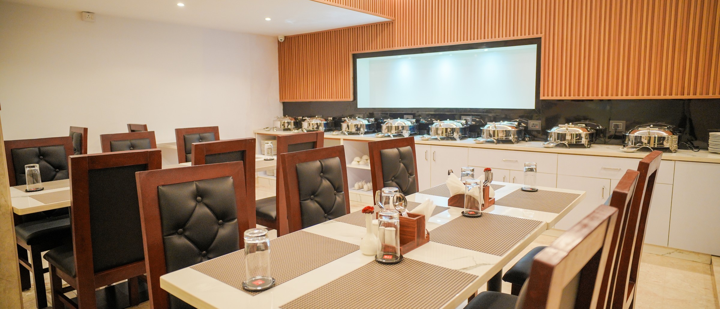 The hotel dining room
